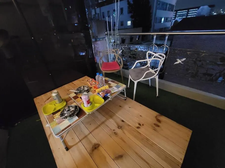 Mini'S Rooftop Room Incshon 0*,  Dél-Korea